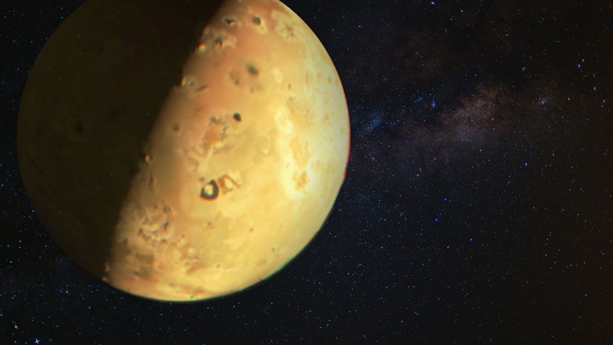 Зонд Juno наблизився до супутника Юпітера на рекордну відстань, зробивши кілька фото Зонд Juno наблизився до супутника Юпітера на рекордну відстань, зробивши кілька фото