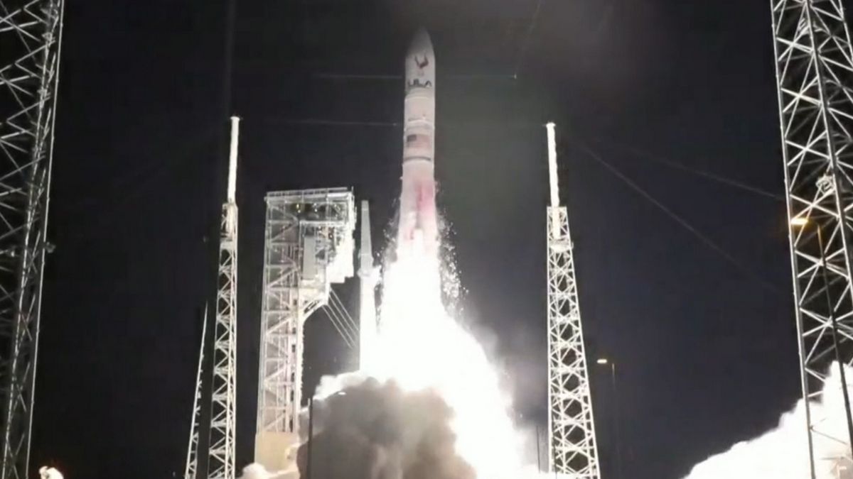 Космічний апарат Peregrine зіткнувся зі збоєм через 7 годин після запуску Космічний апарат Peregrine зіткнувся зі збоєм через 7 годин після запуску