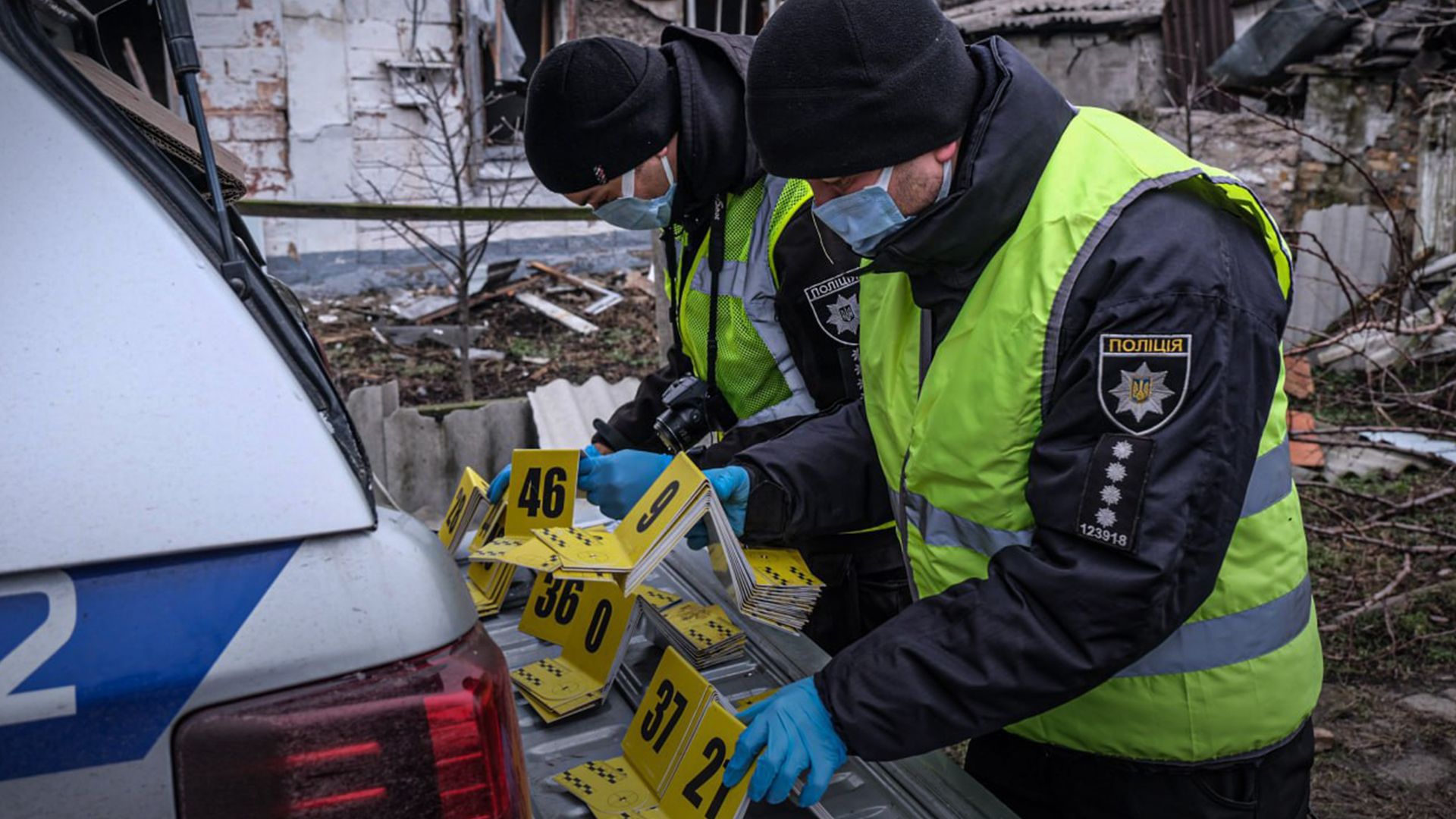 Поліція ідентифікувала 7 жертв  у Покровську й селі Рівне - 24 Канал