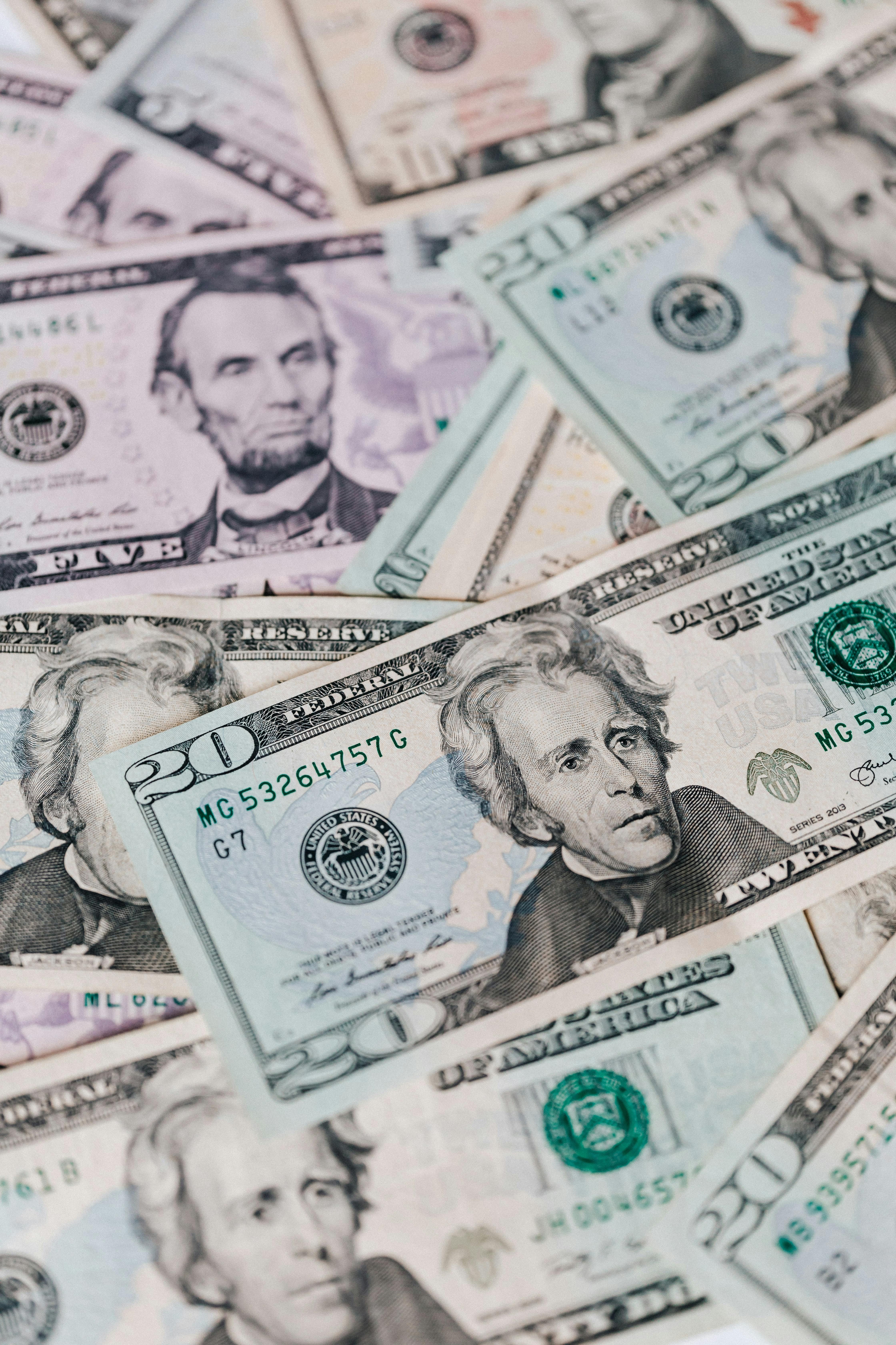 Стоимость доллара в банках – подорожал ли курс 11 января – где валюта самая дешевая