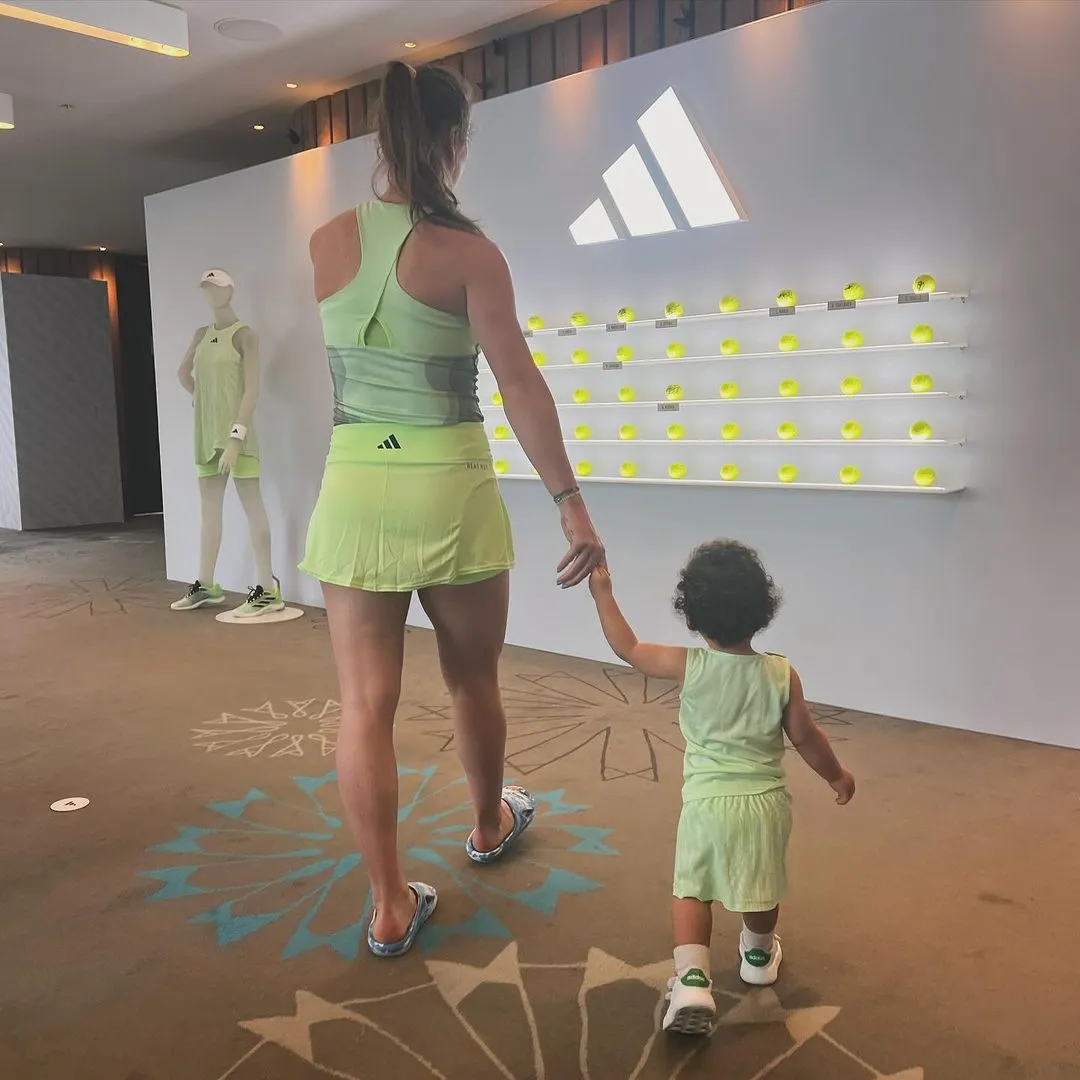 Элина Свитолина с дочерью Скай представила форму на Australian Open
