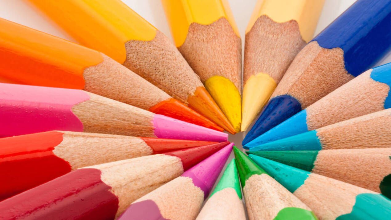 Кольори українською - як правильно назвати сірєнєвий, бірюзовий, бежевий, кораловий Кольори українською - як правильно назвати сірєнєвий, бірюзовий, бежевий, кораловий