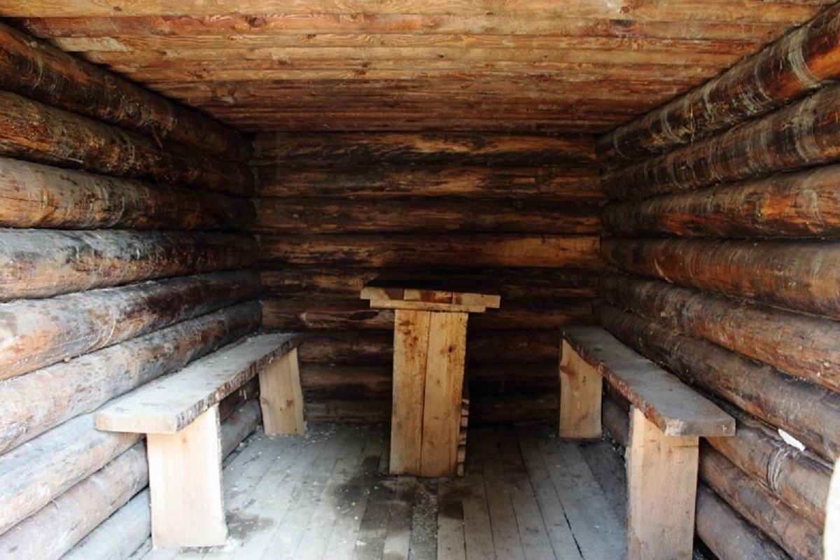 В Брянской области сгорел блиндаж с оккупантами В Брянской области сгорел блиндаж с оккупантами