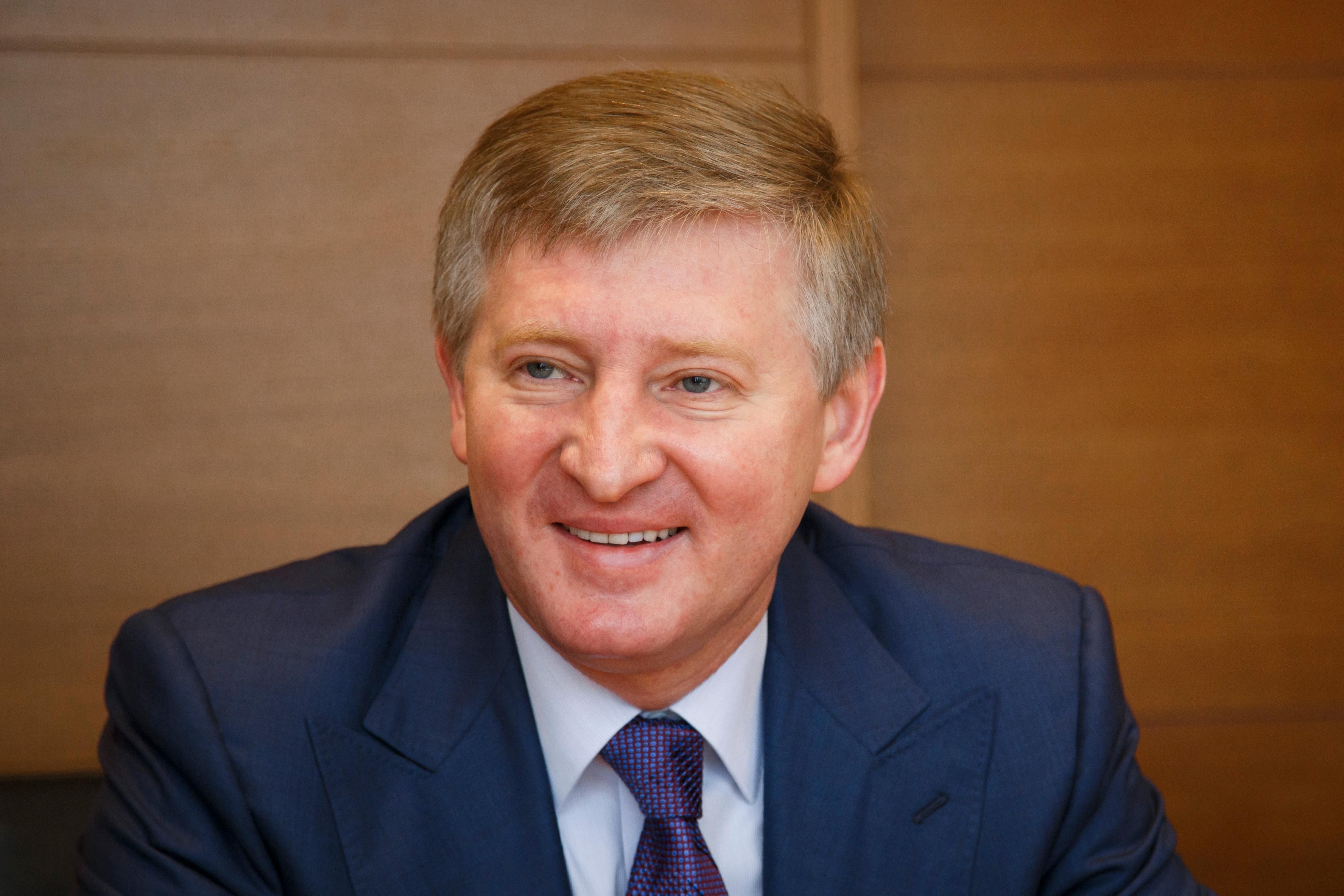 Рінат Ахметов та інші олігархи втратили частину впливу Рінат Ахметов та інші олігархи втратили частину впливу