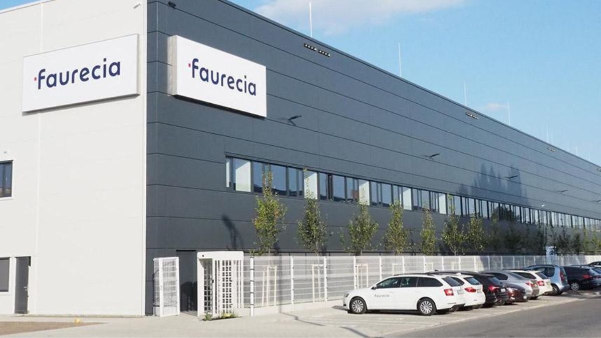Компания Faurecia Компания Faurecia