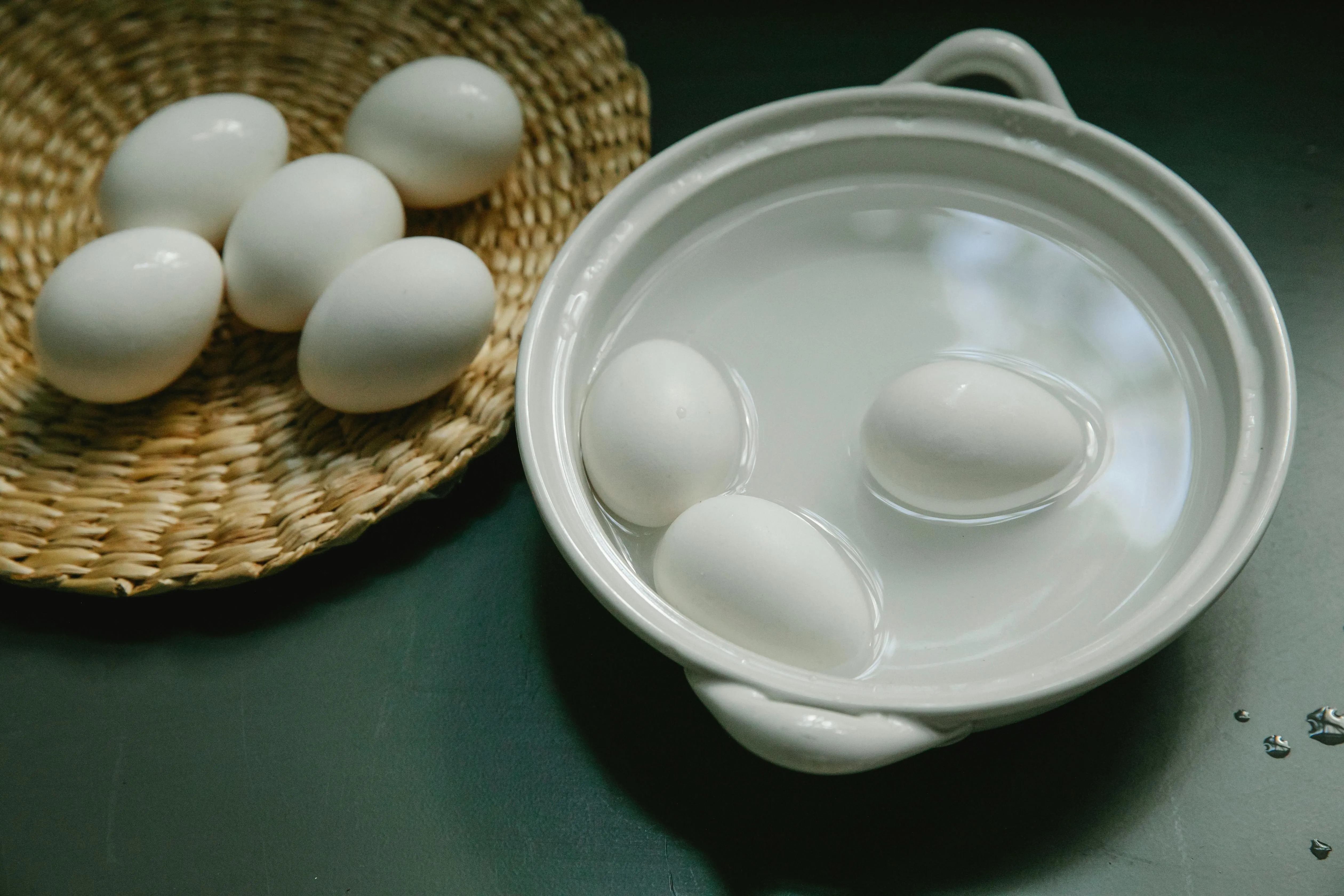 Поради, які визначать свіжість яйця