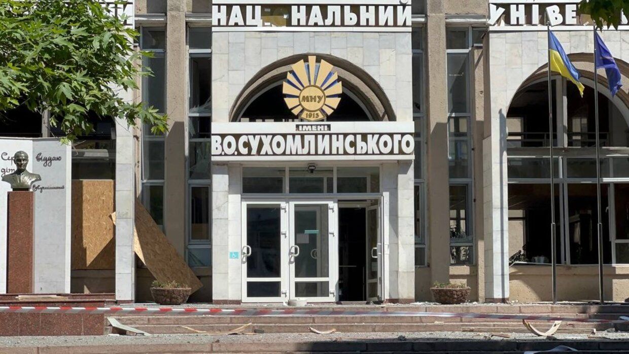 Об'єднання вишів в Україні - чи збережуть університети галузеву спрямованість Об'єднання вишів в Україні - чи збережуть університети галузеву спрямованість