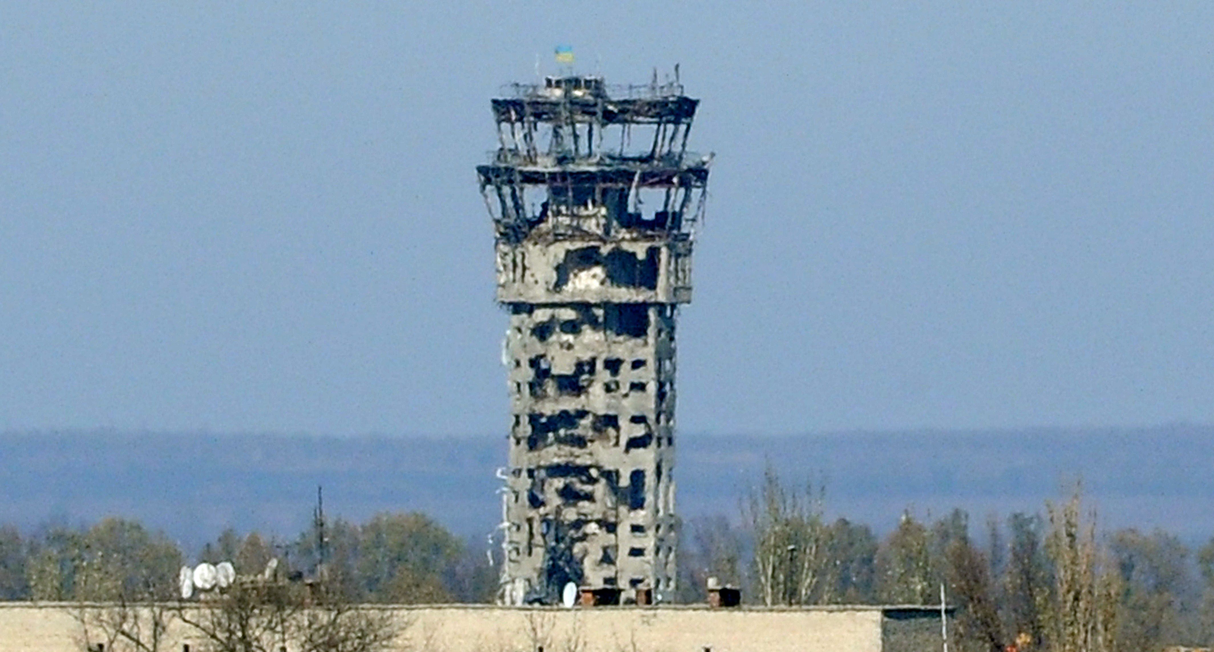 В Україні вшановують захисників Донецького аеропорту В Україні вшановують захисників Донецького аеропорту