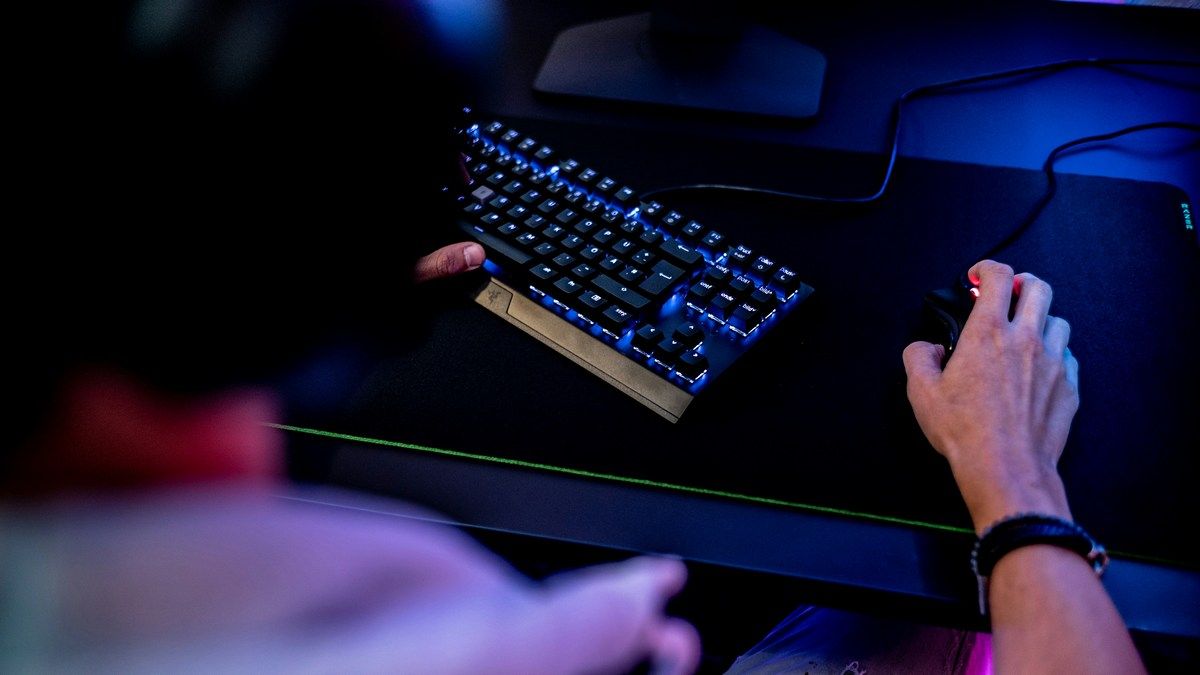 Несколько студентов оказались в больнице, когда получили в Discord ужасные фото и видео Несколько студентов оказались в больнице, когда получили в Discord ужасные фото и видео