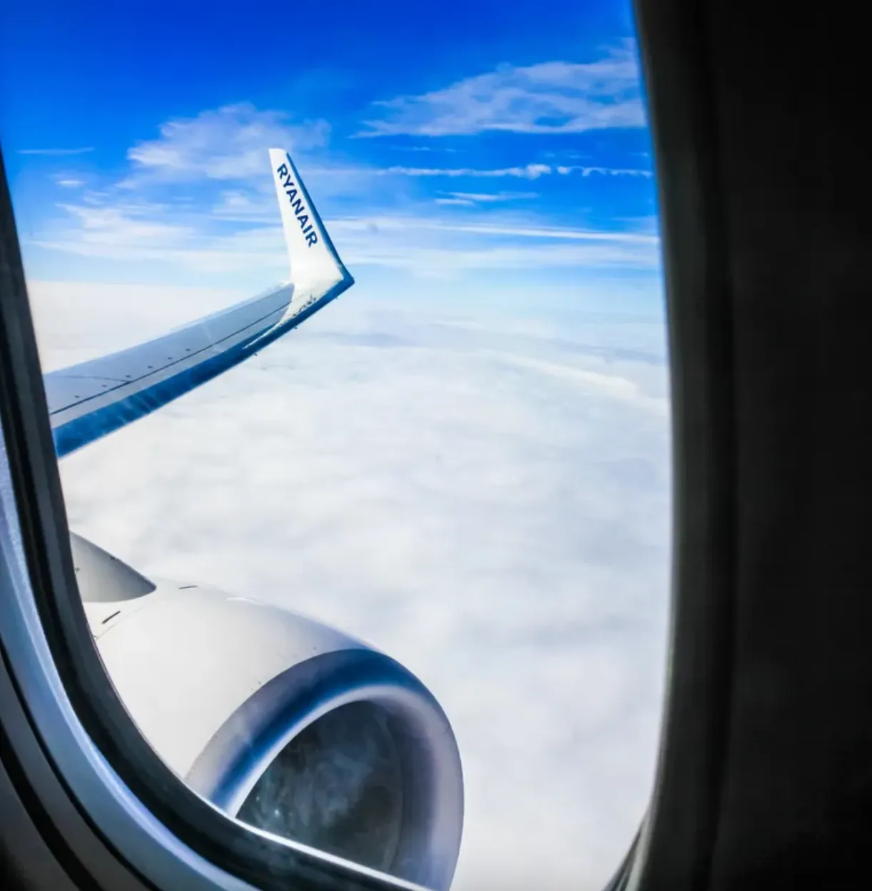 Ryanair отменил 12 рейсов Ryanair отменил 12 рейсов