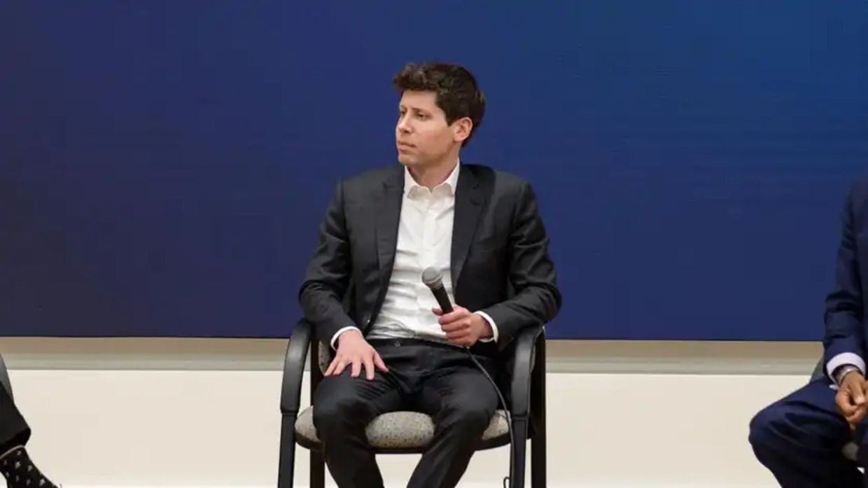 Альтман шукатиме мільярди на заводи з виробництва чипів Альтман шукатиме мільярди на заводи з виробництва чипів