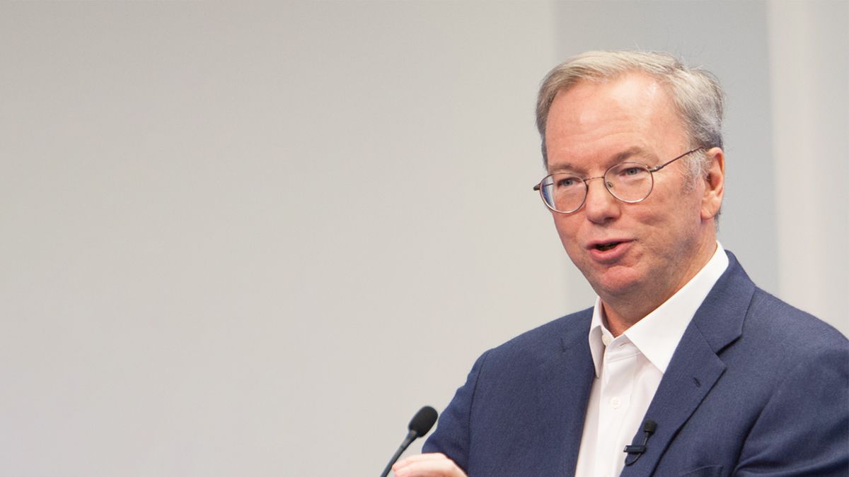 Бывший гендиректор Google создал компанию для производства дронов и поставки их Украине Бывший гендиректор Google создал компанию для производства дронов и поставки их Украине