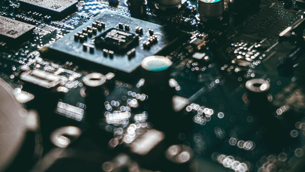 Росія імпортує мікрочіпи Росія імпортує мікрочіпи