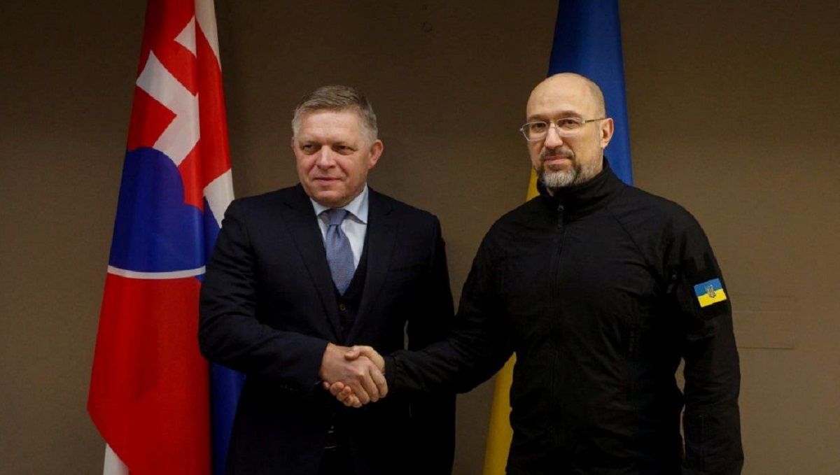 Роберт Фицо прибыл в Ужгород 24 января – почему встреча с Фицо состоялась не в Киеве - 24 Канал Роберт Фицо прибыл в Ужгород 24 января – почему встреча с Фицо состоялась не в Киеве - 24 Канал