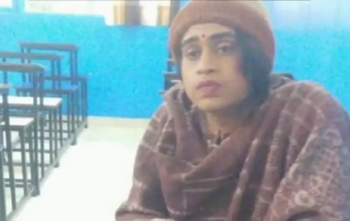 Освіта в Індії - хлопець не склав іспит замість своєї дівчини і потрапив до в'язниці Освіта в Індії - хлопець не склав іспит замість своєї дівчини і потрапив до в'язниці