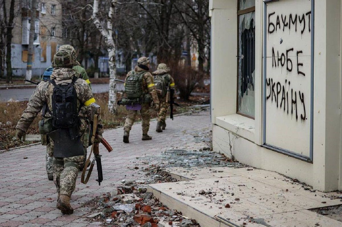 Росія змінила тактику під Бахмутом Росія змінила тактику під Бахмутом