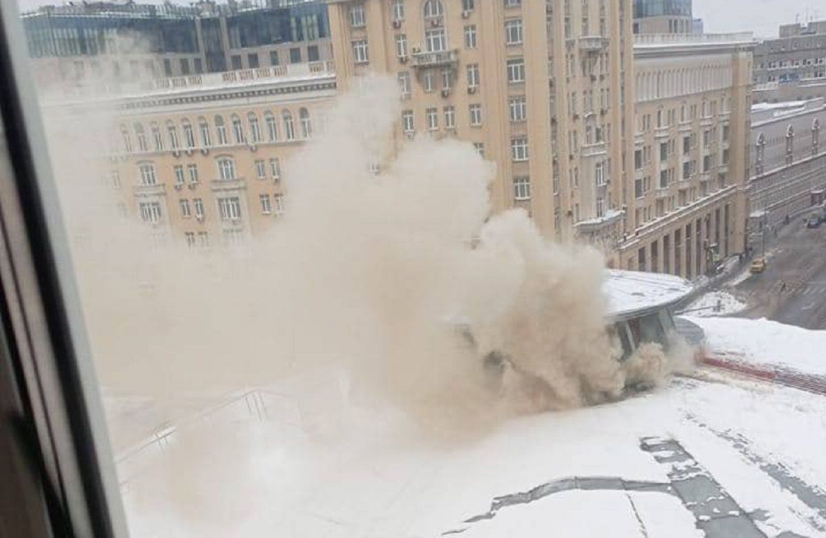 І це не жарти: в центрі Москви горить Театр сатири - 24 Канал