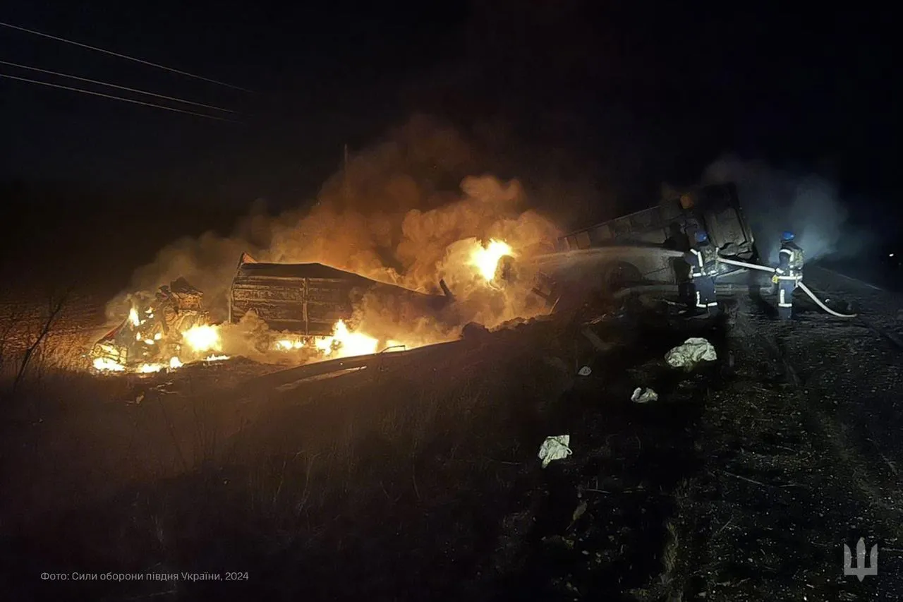 У Миколаївській області згоріла вантажівка