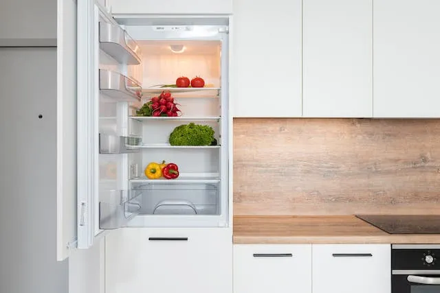 В холодильнике должны быть только свежие продукты