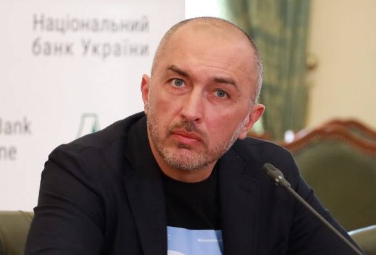 Стало известно, какую зарплату получает глава НБУ Андрей Пышный Стало известно, какую зарплату получает глава НБУ Андрей Пышный