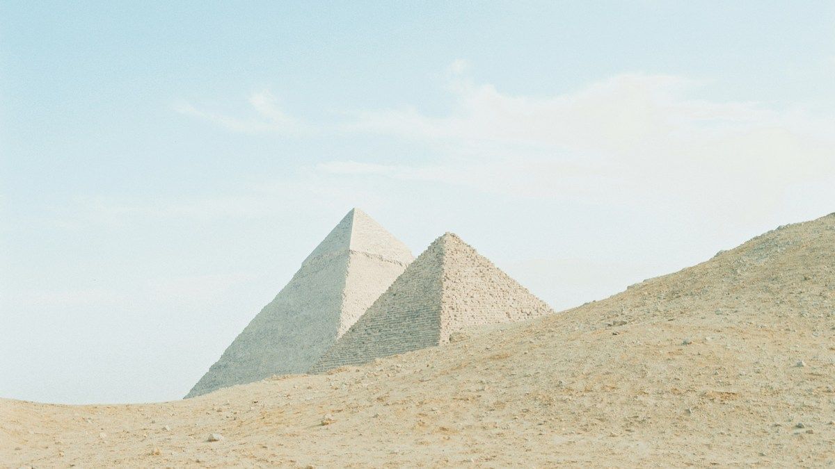Египет начал реставрировать одну из пирамид, чтобы вернуть ей первоначальный вид