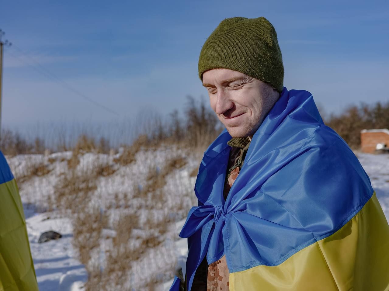 Освобожденный из плена Валерий Васильев написал щемящее стихотворение Освобожденный из плена Валерий Васильев написал щемящее стихотворение