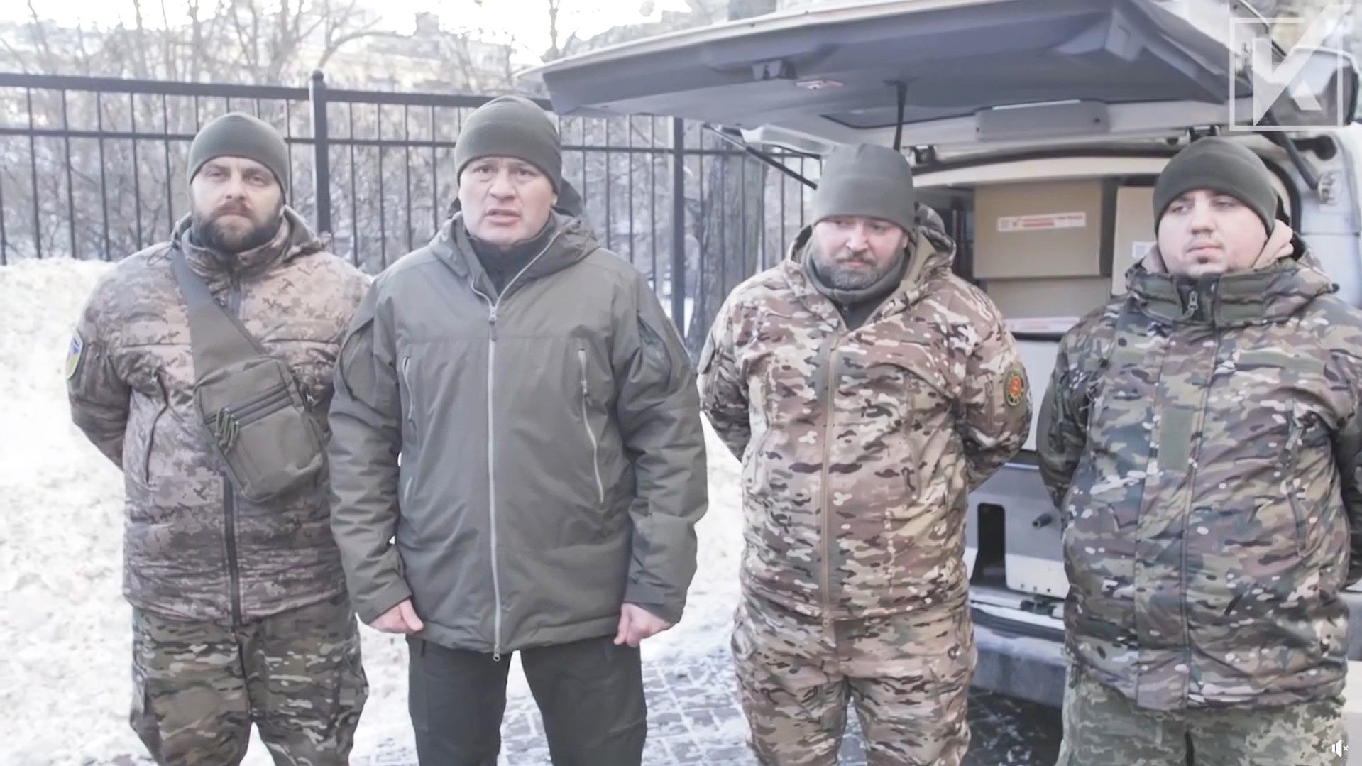 Подразделение Хорт получило партию обогревающих наборов от Украинской команды - 24 Канал Подразделение Хорт получило партию обогревающих наборов от Украинской команды - 24 Канал