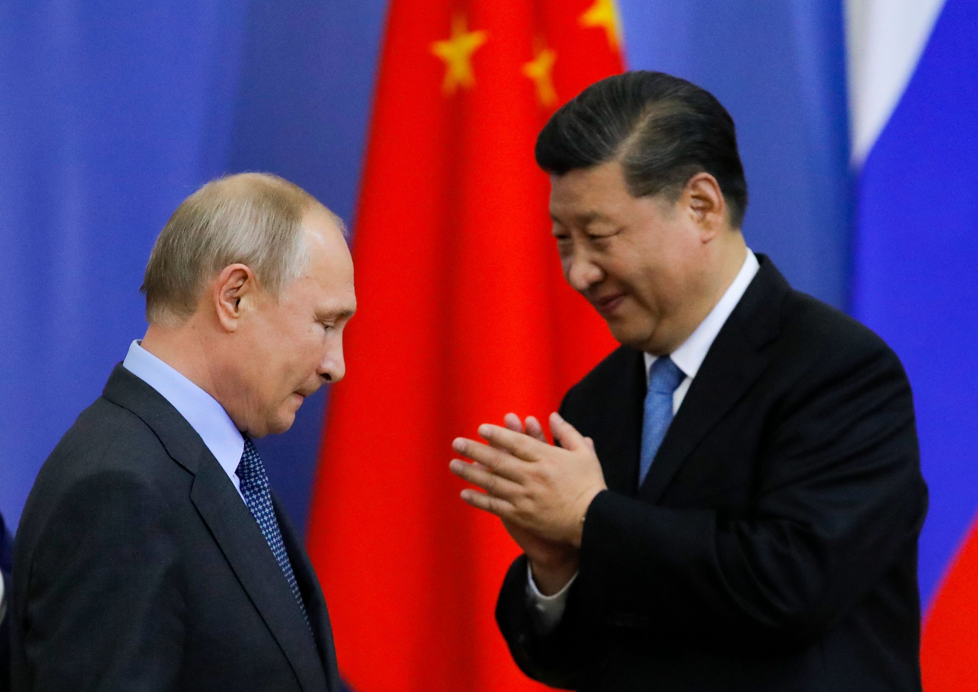 Китай частково зменшив співпрацю з Росією