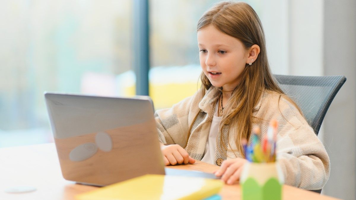 Дистанційна школа Оптіма продовжує благодійну програму - хто може навчатися безкоштовно Дистанційна школа Оптіма продовжує благодійну програму - хто може навчатися безкоштовно