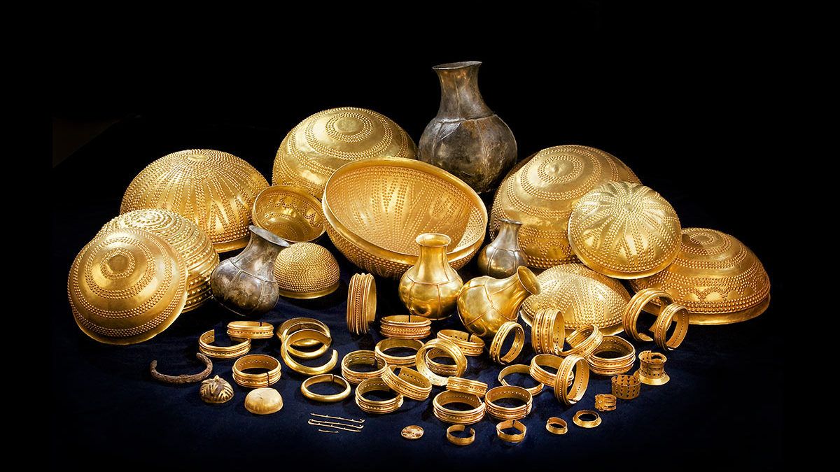 У складі древніх скарбів знайшли позаземний метал У складі древніх скарбів знайшли позаземний метал