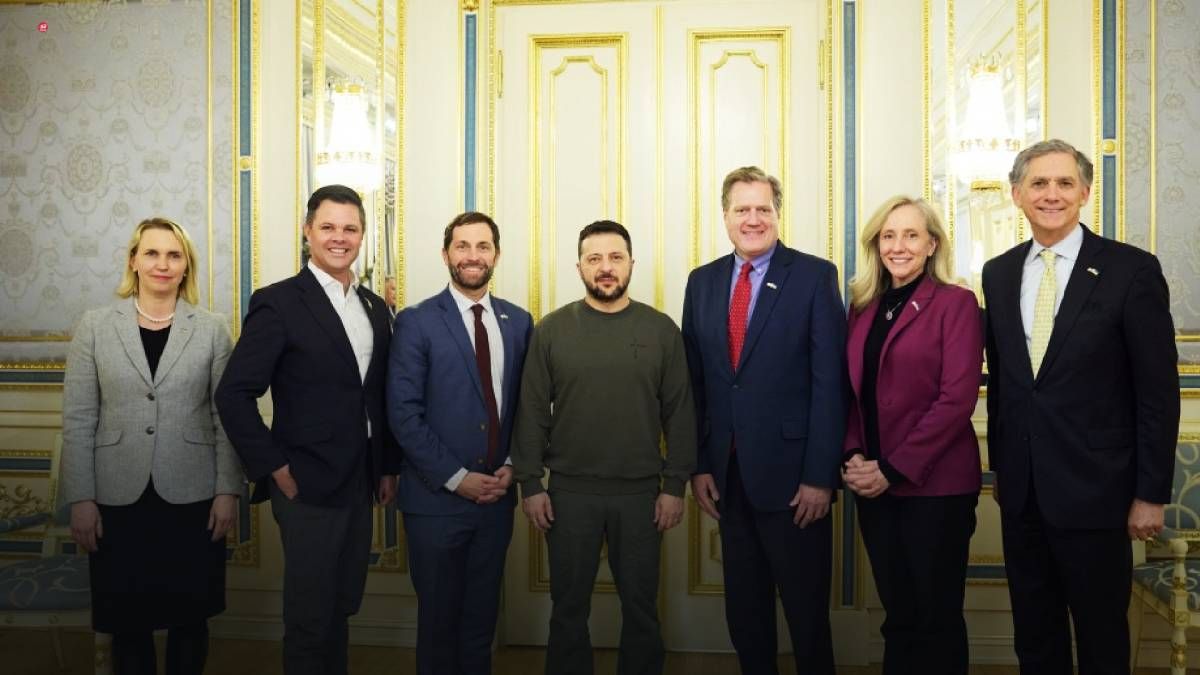 Зеленский встретился с американскими конгрессменами Зеленский встретился с американскими конгрессменами