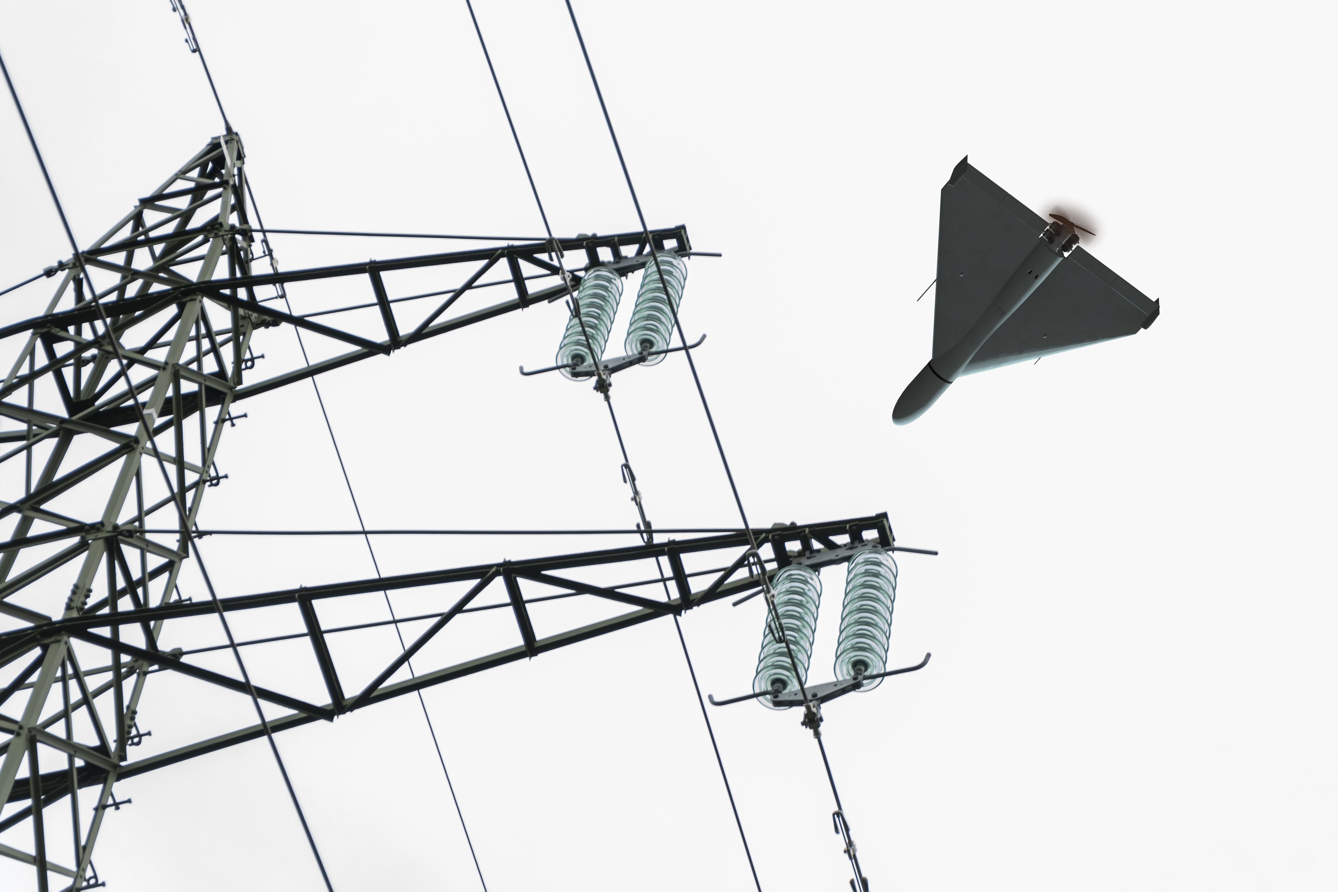 В Николаевской области повреждены электросети В Николаевской области повреждены электросети