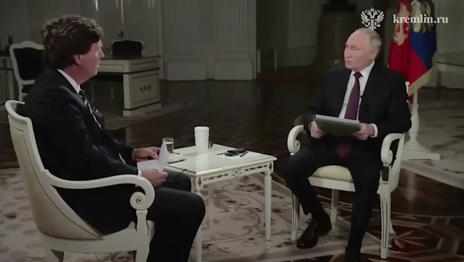 Путин и Карлсон во время интервью