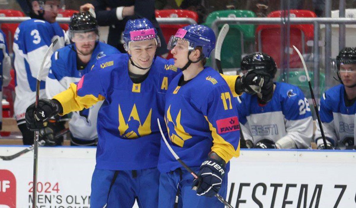 Збірна України з хокею