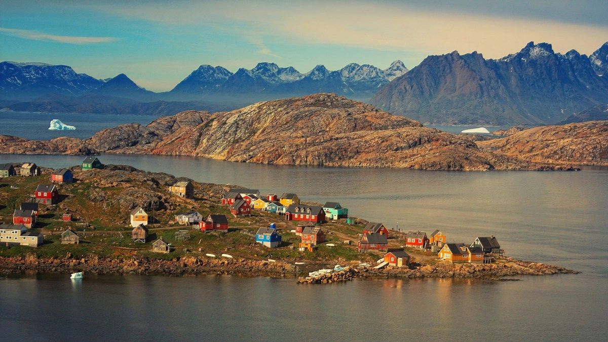 Гренландія стає вищою, втрачаючи свій лід, і формує довкола себе нову берегову лінію