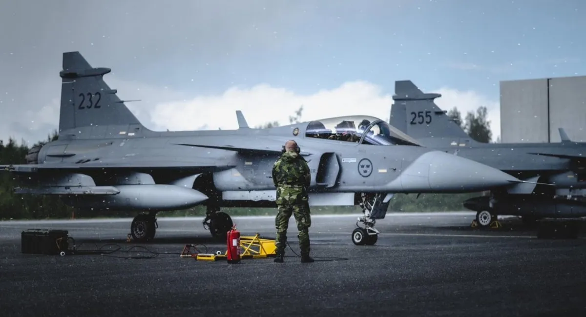 истребители Gripen истребители Gripen