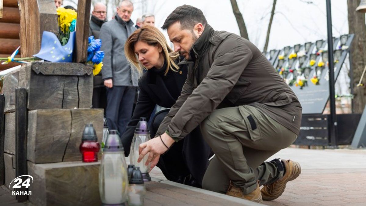 Президент почтил память погибших во время Революции Достоинства - 24 Канал Президент почтил память погибших во время Революции Достоинства - 24 Канал