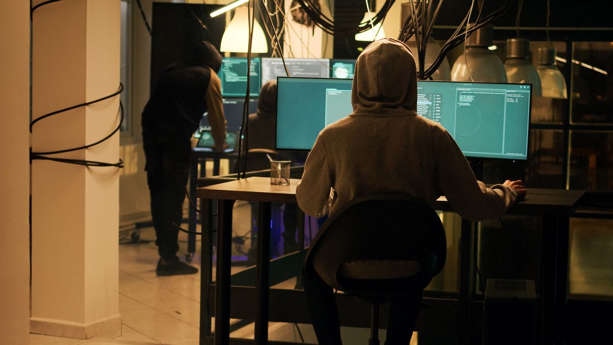 Украинские хакеры похитили 5 терабайт данных, взломав важные российские ресурсы Украинские хакеры похитили 5 терабайт данных, взломав важные российские ресурсы