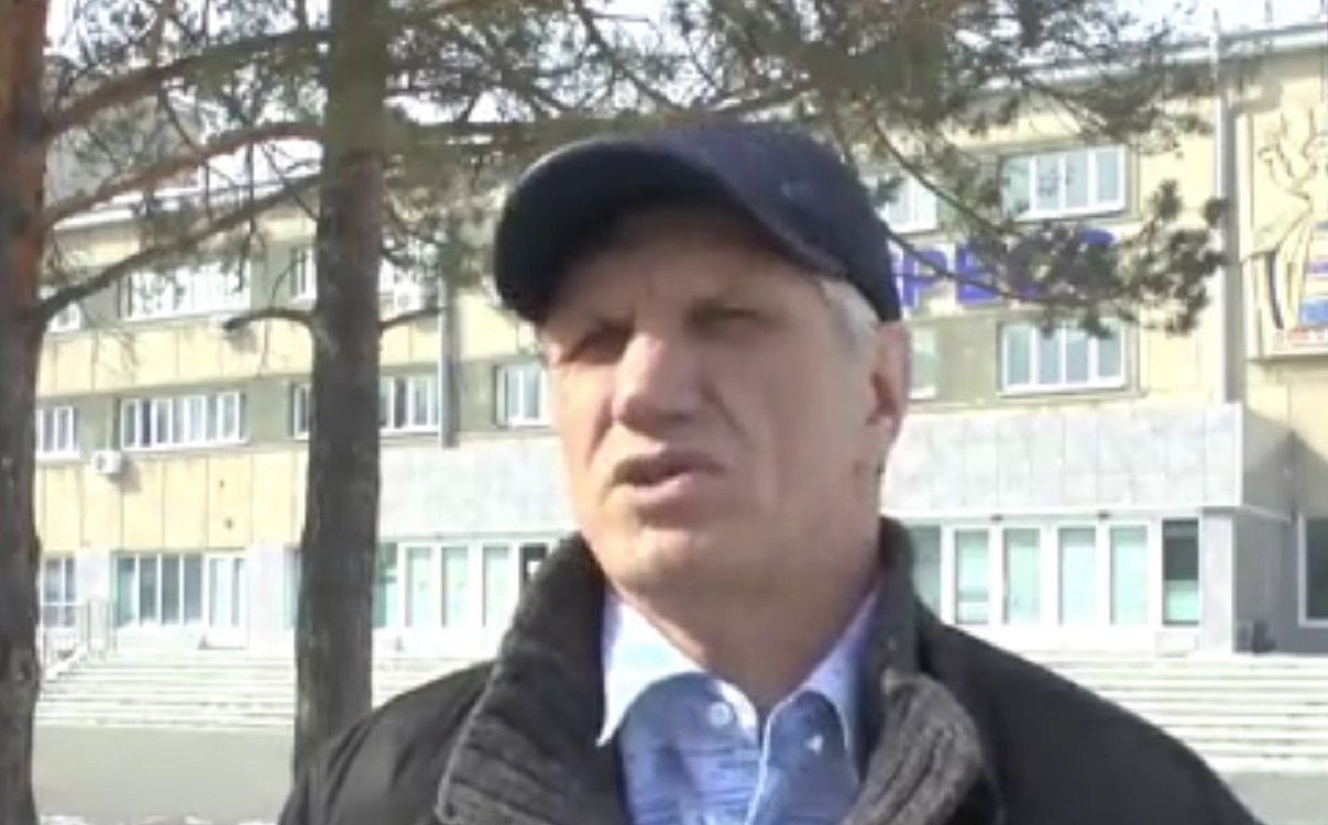 "Вчинив як Іуда": російські пропагандисти записали відео з батьком пілота Кузьмінова - 24 Канал "Вчинив як Іуда": російські пропагандисти записали відео з батьком пілота Кузьмінова - 24 Канал