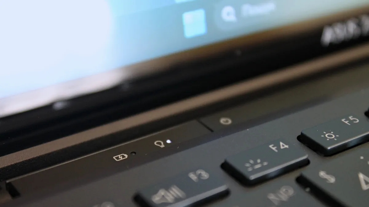 ASUS Zenbook DUO 2024 ASUS Zenbook DUO 2024