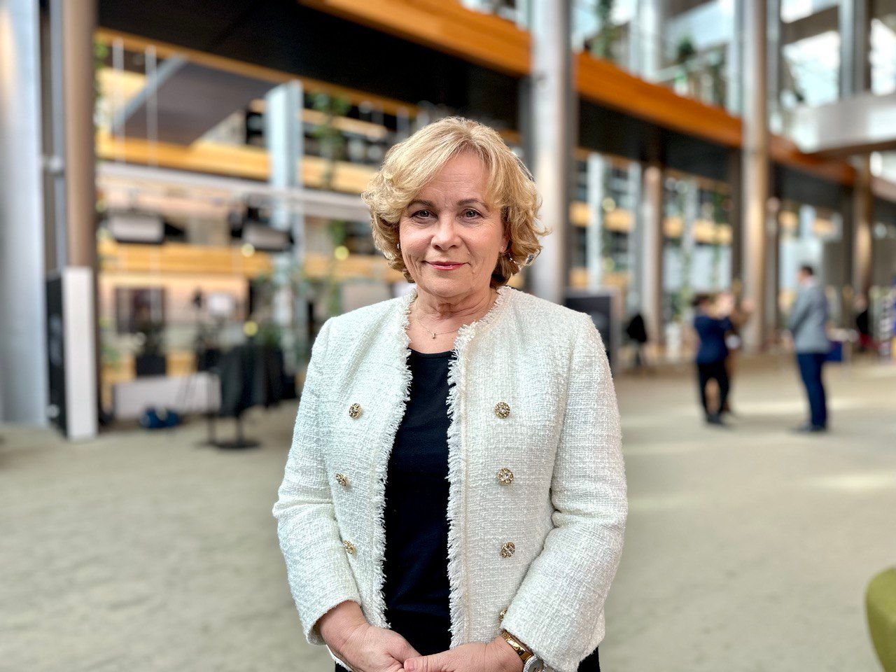 Интервью с Расой Юкнявичене - 24 Канал Интервью с Расой Юкнявичене - 24 Канал