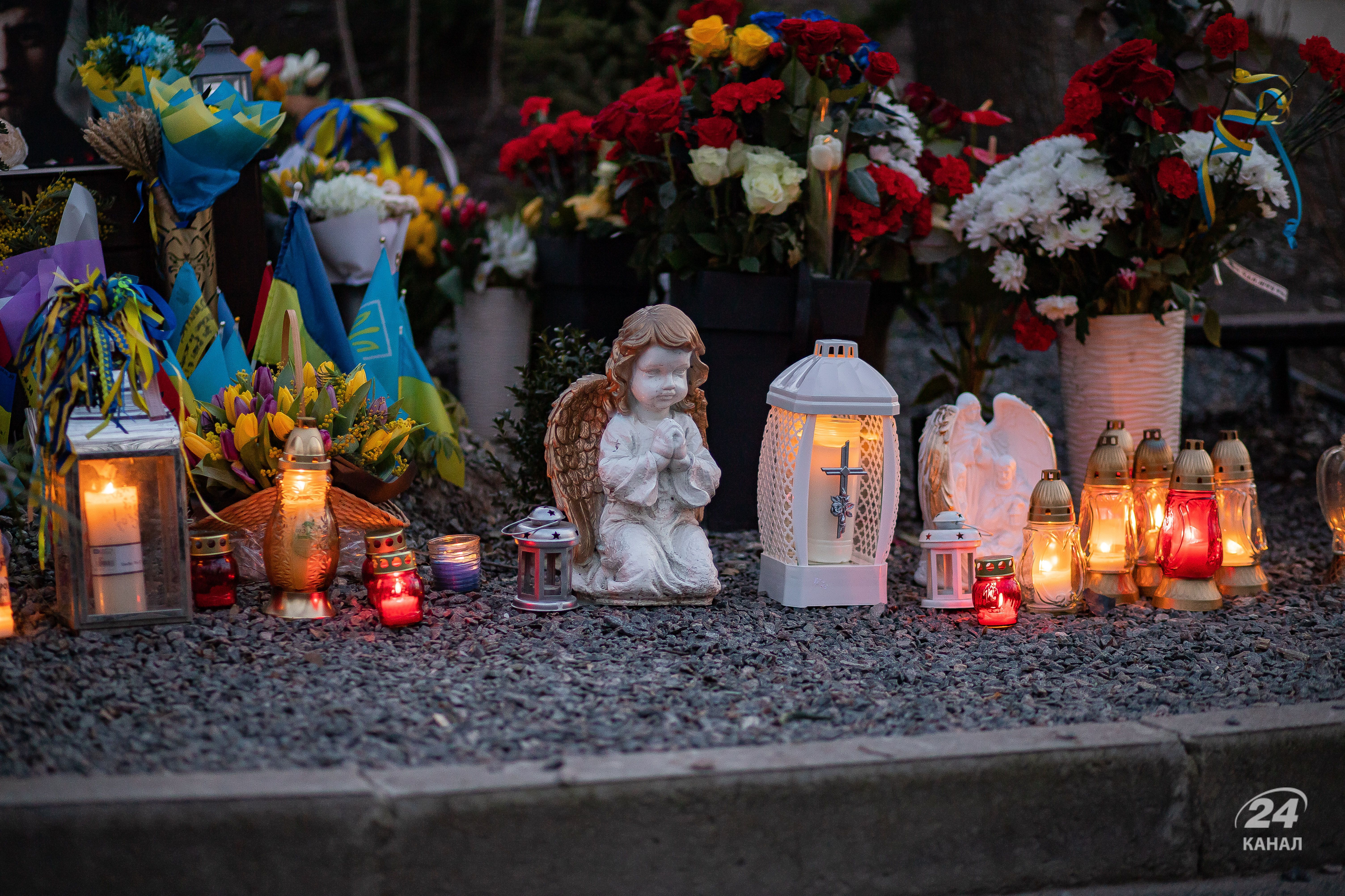 Могила Дмитра Коцюбайла Да Вінчі у Києві