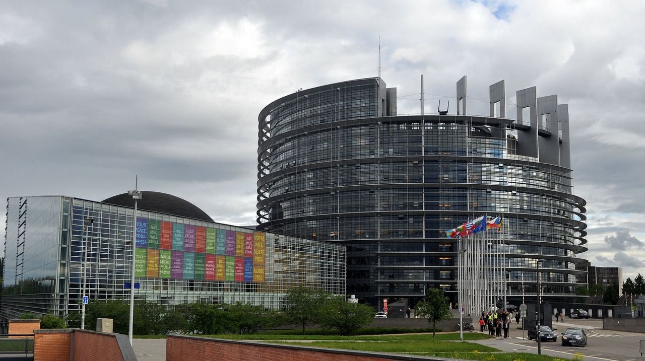 Європарламент підтримав Україну 