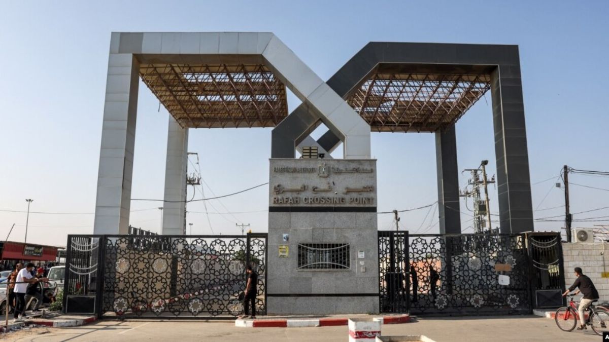 Украинцев эвакуировали из Сектора Газы через КП "Рафах" Украинцев эвакуировали из Сектора Газы через КП "Рафах"