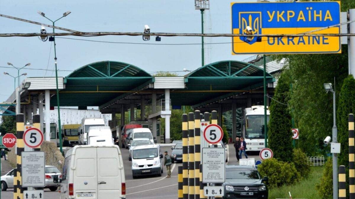В один конец: СМИ нашли более 2000 мужчин, которые сбежали из Украины через систему "Путь" - 24 Канал