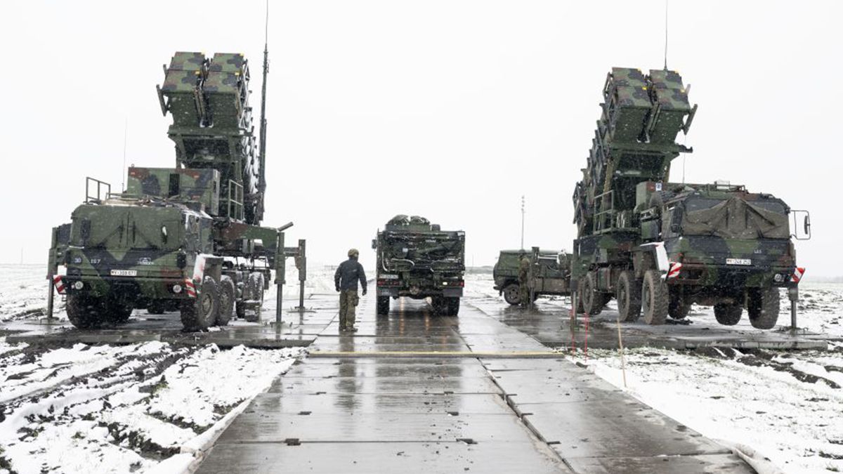 Знищення ЗРК Patriot - чи справді росіяни уразили дві установки на Сході України - 24 Канал