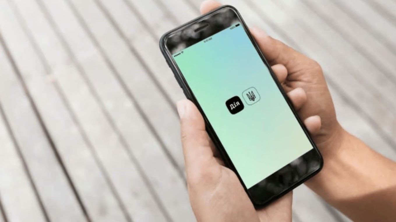 Федоров пояснив, чи безпечне відкриття коду Дії для українців Федоров пояснив, чи безпечне відкриття коду Дії для українців