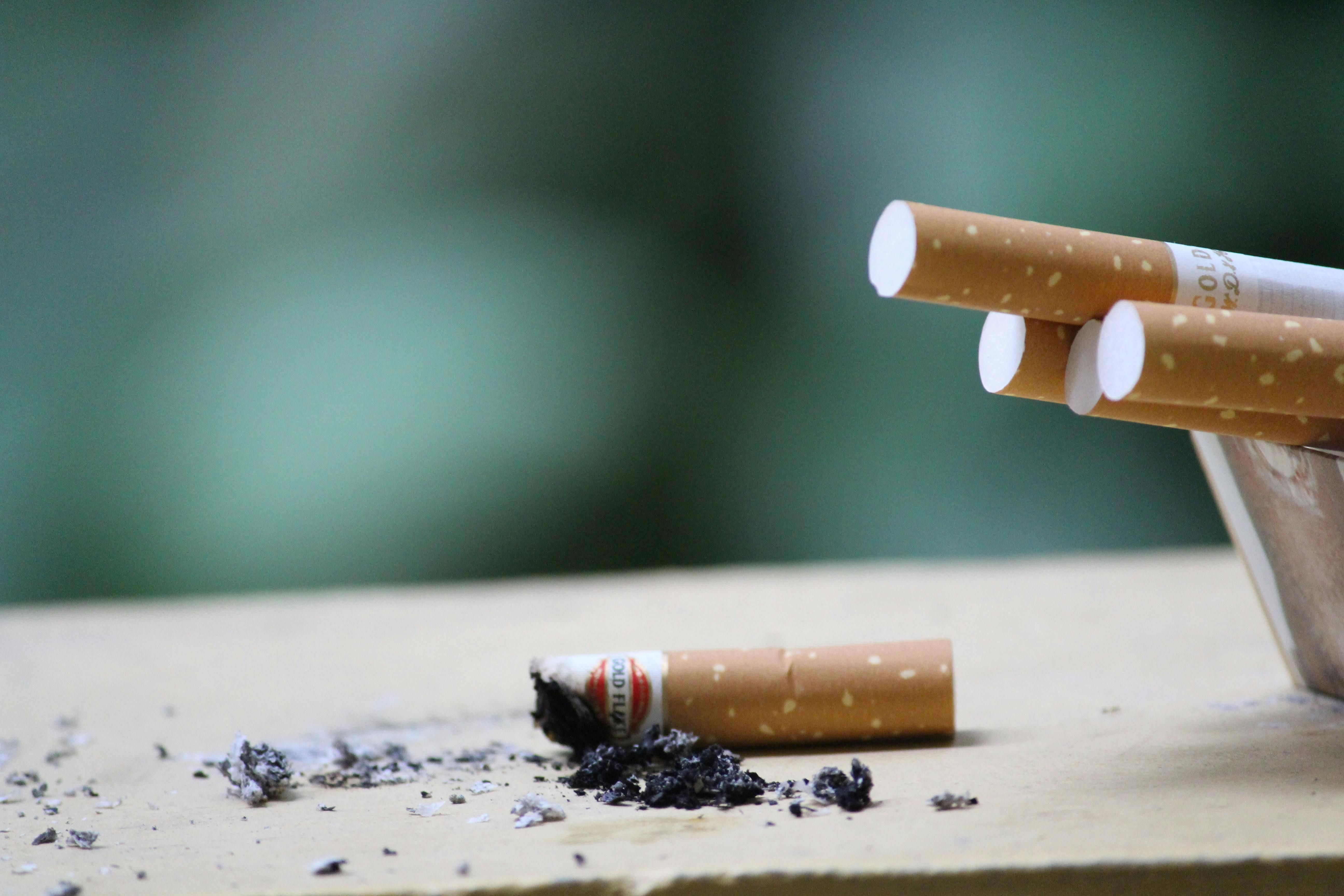Ціни на сигарети - на скільки можуть здорожчати цигарки в Україні