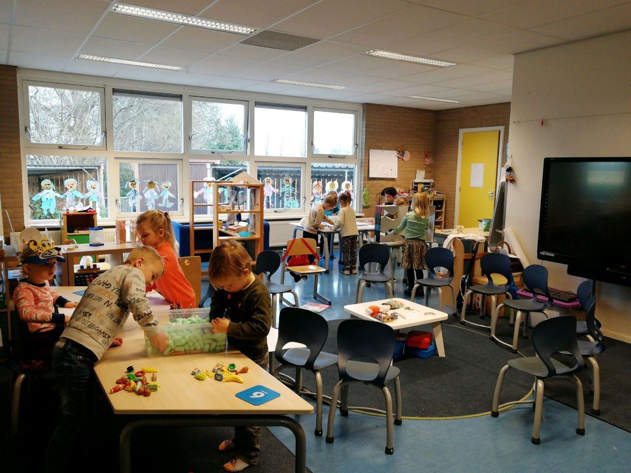 Освіта за кордоном - як батьки у Нідерландах виховують дітей одними з найщасливіших у світі 