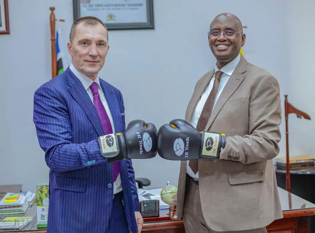 Владимир Продивус с министром сельского хозяйства Уганды Владимир Продивус с министром сельского хозяйства Уганды